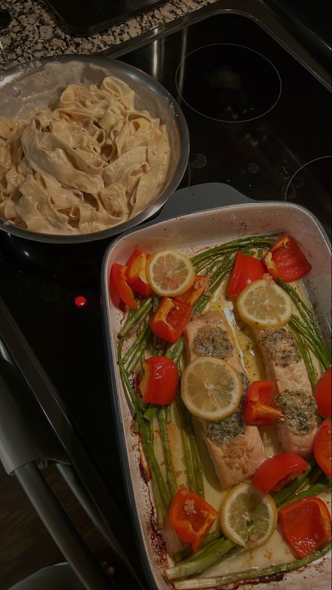 Salmon, fish,dinner, foodie, pasta, homemade, aesthetic Fish Dishes Aesthetic, Fish Dinner Aesthetic, Salmon Dinner Aesthetic, Salmon Aesthetic, Homemade Aesthetic, Fish Diet, Pasta Homemade, Pescatarian Diet, Salmon Fish