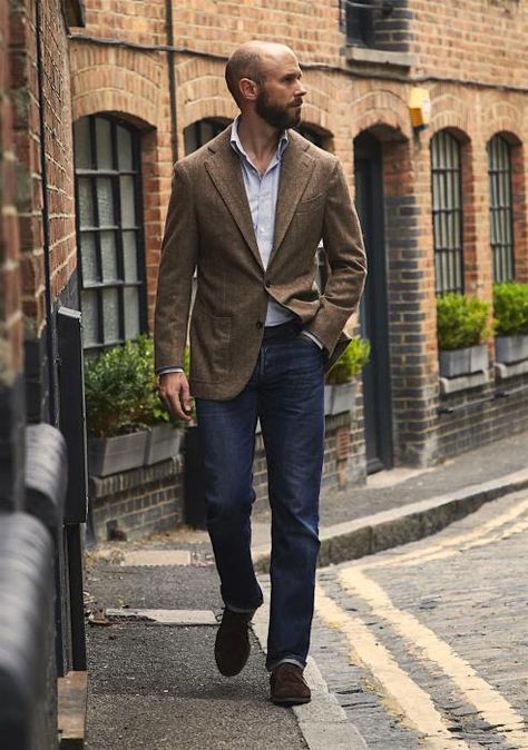 Sports Jacket Outfit, Suit Jacket With Jeans, Sport Coat Outfit, Permanent Style, Jacket With Jeans, Bespoke Jacket, Blazer Outfits Men, Mens Smart Casual Outfits, Waxed Cotton Jacket