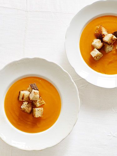 Get Ina Garten's recipe for Winter Squash Soup #Thanksgiving Winter Squash Soup, Winter Squash Recipes, Butternut Squash Recipes Soup, Best Thanksgiving Recipes, Squash Soup Recipe, Fall Soups, Winter Soups, Butternut Squash Soup, Squash Soup