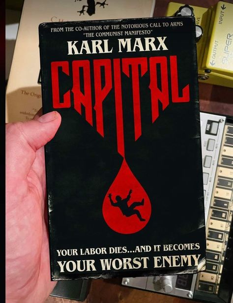 Karl Marx Books, Karl Marx Capital, Karl Marx, Cardcaptor Sakura, Good Books, Labor, Book Cover, Reading, On Twitter