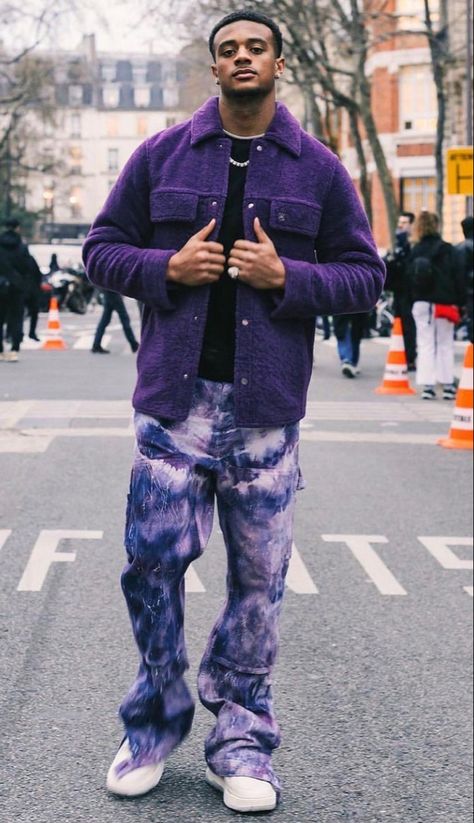 Casual Purple Outfit Men, Men Purple Outfit Casual, Men Purple Outfit, Men’s Purple Outfit, Purple Fits Aesthetic Men, Purple Outfits Men Street, Purple Street Style, Purple Menswear, Purple Brand Jeans Outfit Men