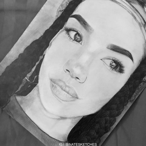 Nate Sketches on Instagram: “Completed drawing of @jheneaiko ! • Materials used 4B/6B/HB/12HB/#2/HB/0.7 mm Mechanical pencil • 8x10 • #drawing #sketching #drawings…” Jhene Aiko Drawing, Zendaya Drawing, Celebrities Drawings, Muse Art, Drawing Sketching, Jhene Aiko, Celebrity Drawings, Mechanical Pencil, Graphite Pencils