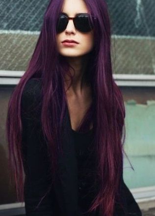 5 formas de alisar tu cabello sin usar plancha Dark Purple Hair Color Ideas, Purple Hair Tips, Bright Purple Hair, Dark Purple Hair Color, Purple Hair Color Ideas, Hair Lights, Pastel Purple Hair, Purple Hair Highlights, Purple Hair Color