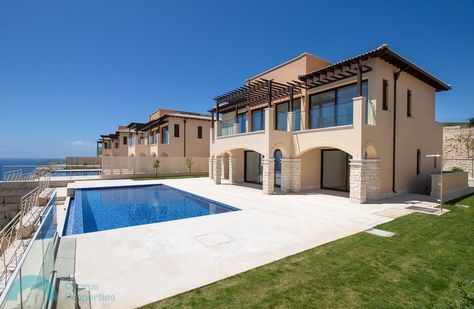 For Sale - Four bedroom detached villa with private swimming pool in Kouklia, Paphos. - Cyprus Properties Private Swimming Pool, Paphos Cyprus, Paphos, Large Dining Room, Two Bedroom Apartments, En Suite Bathroom, Best Location, Walk In Shower, Kitchen Styling