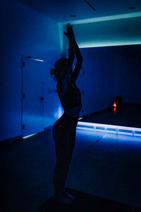 Yoga At Night Aesthetic, Yoga Blue Aesthetic, Night Meditation Aesthetic, Night Yoga Aesthetic, Dark Yoga Studio, Dark Yoga Aesthetic, Hot Yoga Aesthetic, Hot Yoga Class Aesthetic, Biohacking Aesthetic