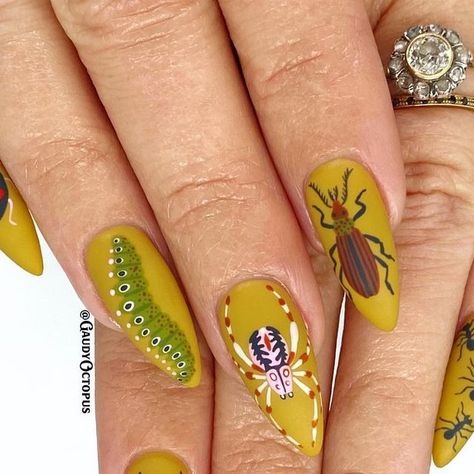 Eccentric Nail Art, Over The Garden Wall Nail Art, Bug Nails Acrylic, Bugs Nail Art, Bug Nail Designs, Bug Nails Art, Beetle Nail Art, Cute Bug Art, Slug Nails