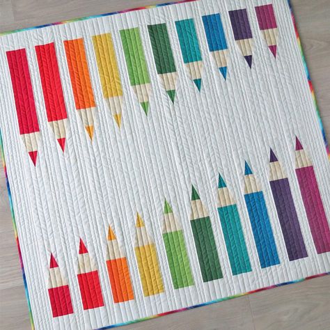 pencil-baby-quilt-pattern-1 Pencil Quilt, Pencil Pillow, Folded Napkins, Napkins Christmas, Quilted Projects, Pillow Patterns, Doll Quilts, Baby Quilt Pattern, Straight Line Quilting