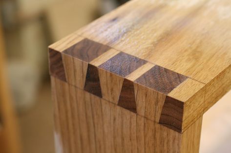 How to Make Through Dovetails | Popular Woodworking Magazine Woodworking Jigsaw, Dove Tail, Woodworking Logo, Dovetail Joints, Woodworking Joinery, Wood Joints, Into The Wood, Woodworking Joints, Learn Woodworking