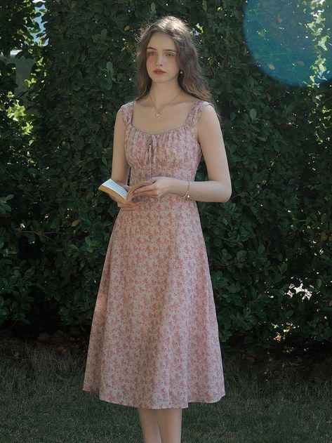 Simple Night Dress, Sundress Aesthetic, Flowy Outfits, Hande Ercel Style, Cotton Night Dress, Stylish Midi Dress, Wedding Outfits For Women, Dainty Dress, Simple White Dress