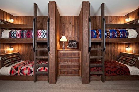 Built In Bunk Bed Ideas | Wooden bunk beds for four separated by a built-in storage cabinet Hunting Lodge Decor, Modern Bunk Beds, Cabin Bedroom, Built In Bunks, Bunk Rooms, Bunk Bed Designs, Small Bedrooms, Dekorasi Kamar Tidur, Cabin Living