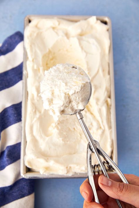 Finally! You Can Eat Ice Cream On KetoDelish Keto Vanilla Ice Cream, Keto Friendly Ice Cream, Low Carb Ice Cream, Postre Keto, Ice Cream At Home, Keto Ice Cream, Keto Dessert Easy, Low Carb Eating, Keto Diet Menu