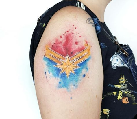 Captain Marvel Tattoo, Wonder Woman Tattoo, Marvel Tattoos, Marvel Girls, Captain Marvel, Watercolor Tattoo, Tatting, Marvel, Tattoos