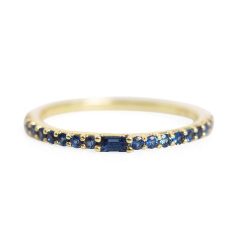 We love all things tiny, shiny and gold. Sapphire Eternity Ring, Rings Ideas, Cool Wedding Rings, Antique Wedding Rings, Tiny Rings, Ring Sapphire, Sapphire Band, Stones Jewelry, Pear Engagement Ring