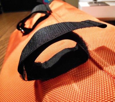 Kwak_handlebar bag 7 Bike Bag Diy, Handlebar Bag Pattern, Bike Bag Pattern, Bike Accessories Diy, Bike Frame Bag, Bike Trailer Hitch, Bicycle Camping, Bicycle Panniers, Bicycle Diy