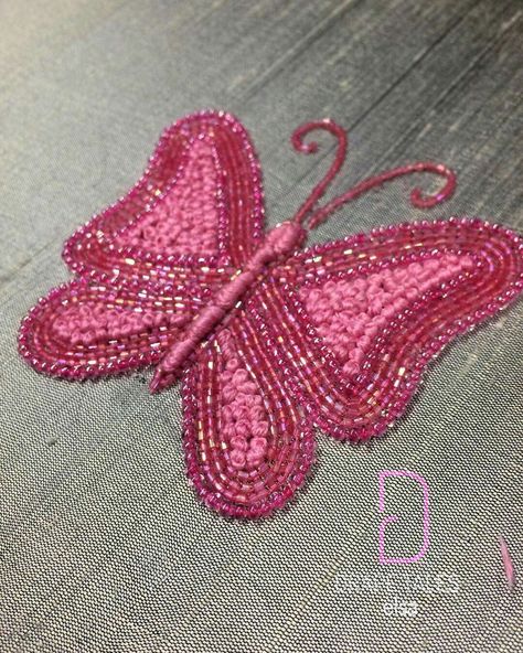 Buta Design Hand Work, Beads Work Embroidery Design, Simple Bead Embroidery Designs, Aari Work Designs Pattern, Aari Design, Birds Embroidery Designs, Hand Beaded Embroidery, Simple Embroidery Designs, Diy Embroidery Designs