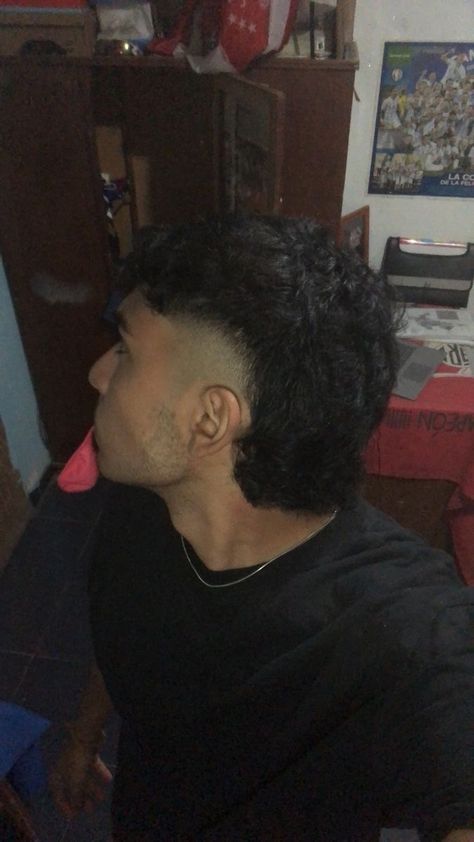 Skin Fade Mullet Men, Edger Mullets, Men’s Burst Fade Mullet, Mullet Burst Fade Men, Bust Fade Mullet, Low Taper Burst Fade, Haircut For Men Mullet, Curly Burst Fade Mullet, Low Burst Fade Haircut Mullet