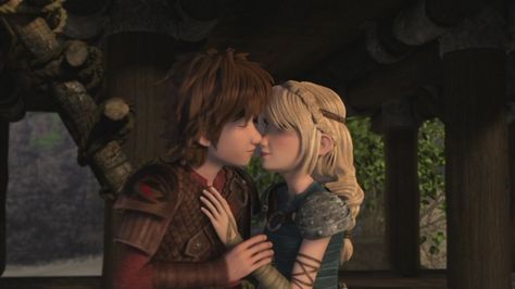 Astrid Hiccup, Song Night, Httyd 2, Hiccup And Astrid, Carmen Sandiego, Dragon Trainer, Night Fury, Dragon Rider, Hiccup