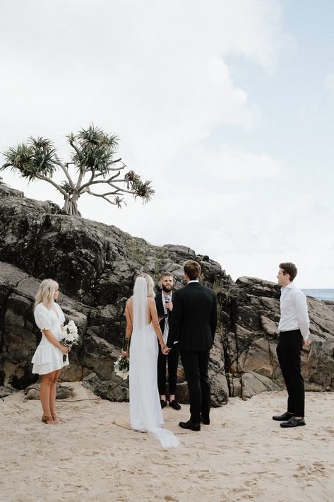 Small Beach Elopement Ceremony, Intimate Beach Wedding Reception, Australian Beach Wedding, Small Beach Wedding Ceremony, Beach Wedding All White, Intimate Beach Wedding Ceremony, Coastal Wedding Inspiration, Small Beach Weddings, Bush Wedding