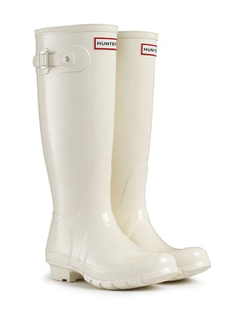 Gloss Rain Boots | Original Tall Gloss | Hunter Boot US ... And the white is adorable @Kayla Barkett Ruby Wellington Boots Outfit, White Rain Boots, Best Rain Boots, Hunter Boot, Hunter Wellies, British Wedding, Boating Outfit, Hunter Rain Boots, Rubber Boot