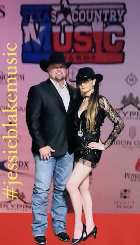 TCMAâs - Texas Country Music Awards redcarpet - Natalina Maggio in attendan | CelebNest Texas Country Music, Texas Country, Country Music Awards, Country Singer, Country Singers, Music Awards, Celebrity Photos, Country Music, Texas