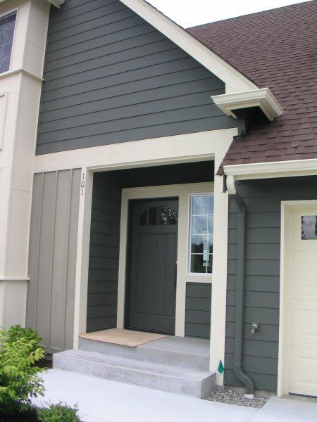 Choosing Exterior Paint Colors and Materials – Seattle Architects – Motionspace Architecture and Design House With Brown Roof, Modern House Colors, Brown Roofs, House Paint Color Combination, Brown Roof, Gray House, Color Combinations Paint, Paint Your House, Exterior House Paint Color Combinations