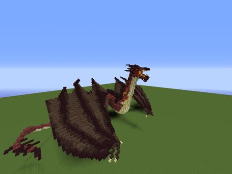 SMAUG 1.12.2 Minecraft Map How To Build A Dragon In Minecraft, Minecraft Dragon Build, Minecraft Dragon, Smaug Dragon, Map Minecraft, Minecraft Map, Medieval Houses, Minecraft Crafts, Minecraft Builds