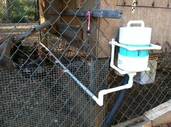 This is my Automatic Waterer with Horizontal Chicken Nipples.  I chose the horizontal type... Automatic Waterer, Can Chicken, Chicken Waterer, Future Farms, Diy Chicken, Chicken Diy, Backyard Chickens, Canned Chicken, Raising Chickens