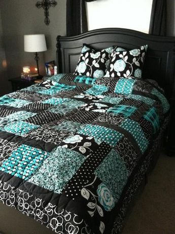 Big Block Quilts, Black And White Quilts, Blanket Ideas, Pretty Quilt, Quilted Duvet, White Quilt, Easy Quilts, Patchwork Quilt, Quilting Crafts