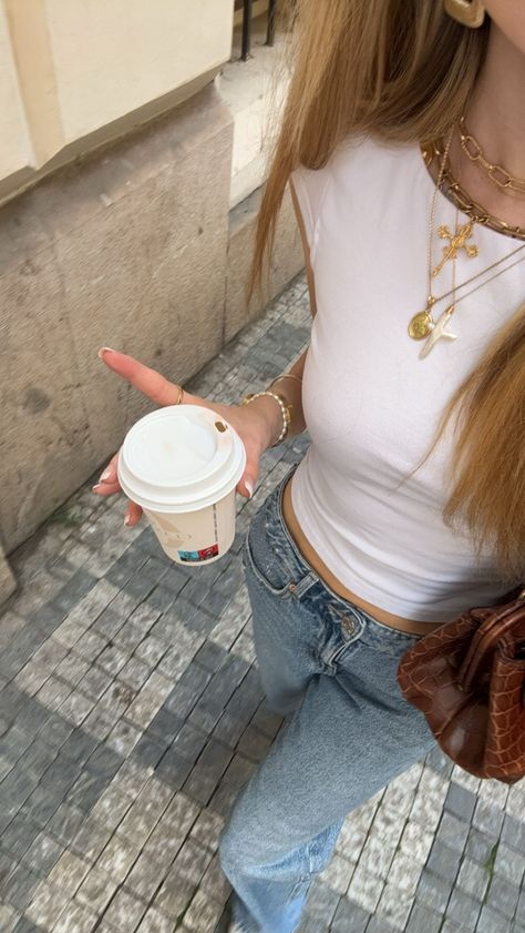 Necklace stacking, european outfit, europe style, style inspo, italy, prague, Czech Republic, cool girl outfit Prague Outfits, Prague Outfit, Prague Girls, Outfit Europe, Cool Girl Outfit, Czech Girl, Necklace Stacking, European Outfit, Europe Style