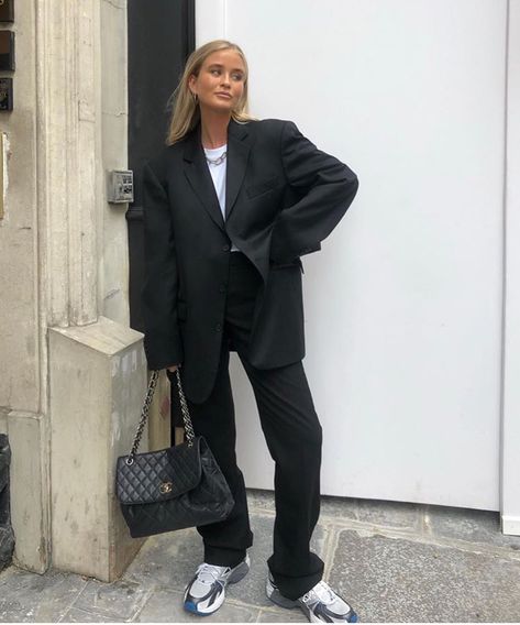 Oversized Blazer Outfit, Mode Dope, Minimal Stil, Mode Jeans, Looks Black, Outfit Trends, Mode Ootd, Modieuze Outfits, Oversized Blazer