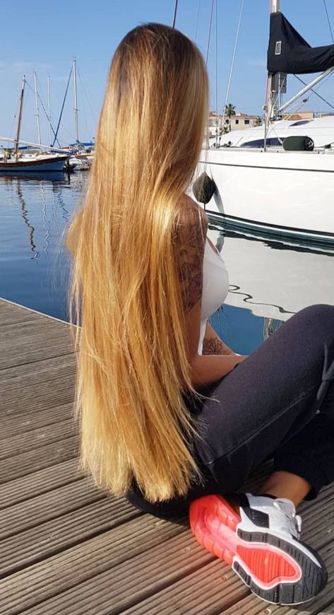 Windy Hair, Natural Hair Ponytail, Hair Motivation, Haircuts For Long Hair With Layers, Extremely Long Hair, Silky Smooth Hair, Golden Blonde Hair, Rapunzel Hair, Long Blond