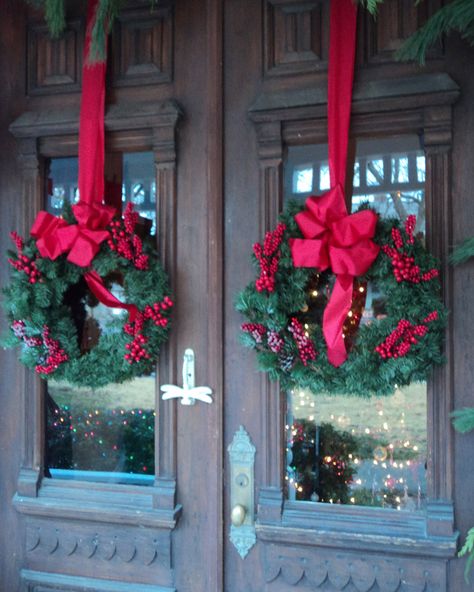 Wreaths Wish I had double doors so I could do this Double Christmas Wreaths, Christmas Wreaths For Double Front Door, Double Wreaths For Front Door, Christmas Window Decor Ideas, Window Decor Ideas, Christmas Window Decor, Christmas Entrance, Christmas Wreath Ideas, Front Door Christmas Decorations