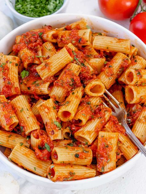 Rustic Rigatoni Arrabbiata - The Plant Based School Rigatoni Arrabiata, Classic Italian Pasta, Plant Based School, Pasta Types, Tomato Basil Pasta, Cherry Tomato Pasta, Lentil Pasta, Italian Pasta Dishes, Spicy Tomato Sauce