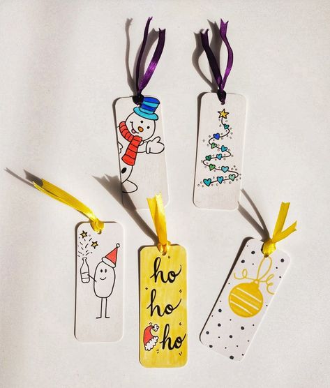 #craft #DIY #handmade #bookmark #christmas #2023 Xmas Bookmarks, Diy Bookmark Ideas, Bookmark Christmas, Christmas Bookmark, Painted Christmas Gifts, Diy Bookmark, Bookmark Ideas, Bookmark Handmade, Christmas Bookmarks