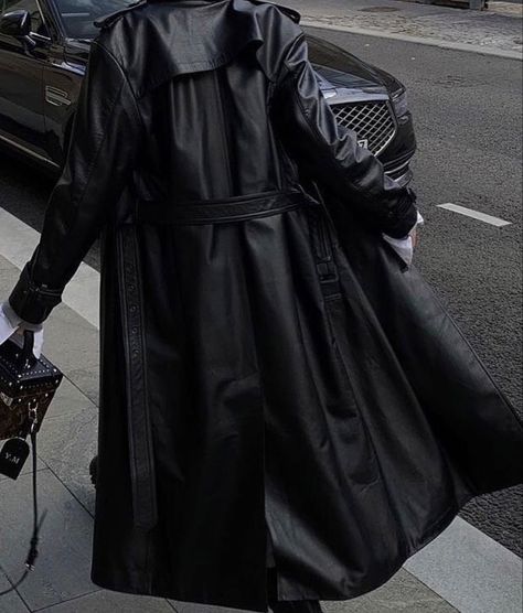 Posting Schedule, Mode Hijabi, Black Leather Coat, Be Active, Leather Trench, Trench Coat Black, Leather Trench Coat, Mode Inspo, Sirens