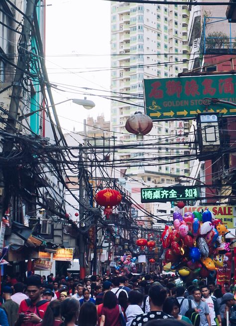 Binondo Manila Outfit, Chinatown Philippines, Philippine Photography, Binondo Manila, Visual Moodboard, Concept Reference, Filipino Art, Philippines Culture, China Town