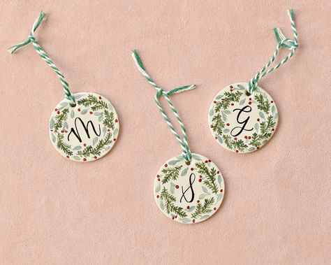 Painted Clay Christmas Ornaments, Painted Round Ornaments, Homemade Clay Ornaments, Painted Clay Ornaments, Letter Christmas Ornaments, Calligraphy Ornaments, Gift Tag Ornaments, Das Clay, Painted Initials