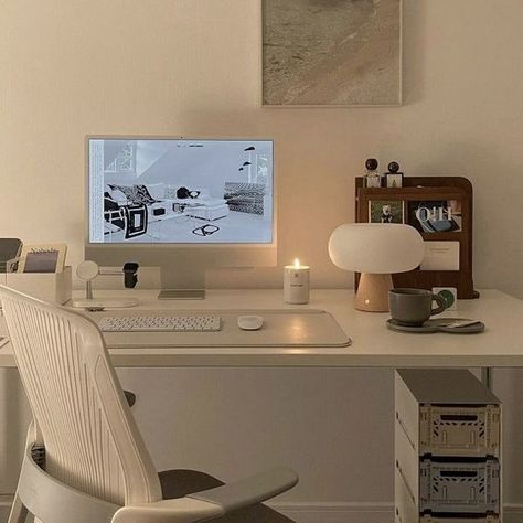 Compilation of Cute and Aesthetic desk makeover ideas. Get ideas to make your desk area the most aesthetic possible 😍✨ (Link in Image 🔗✨). * * * * Disclaimer: *** Images are not mine. Credit in descriptions if known. All the credit goes to the picture owner. Thanks ❤️❤️ *** Study Desk Decor, Aesthetic Desk, Desk Inspiration, White Desk, Desk Makeover, Dekorasi Kamar Tidur, Office Room Decor, Study Room Decor, Room Desk