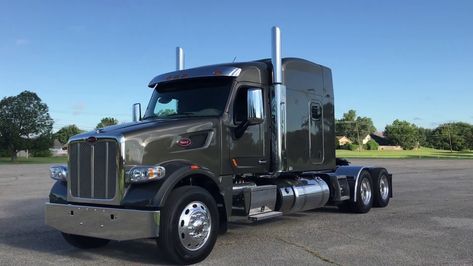 Peterbilt 567, Kenworth T800, Trucking Business, Truck Stuff, Farm Trucks, Peterbilt Trucks, Big Rig Trucks, Big Rigs, Big Rig