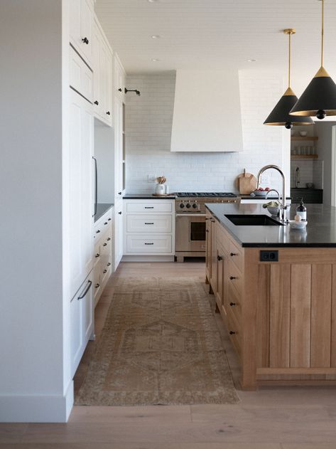 White Oak Island Black Countertop, Kitchen Vibes, Natural Wood Kitchen, Light And Dwell, Wood Island, House Vibes, Black Countertops, Wood Kitchen Island, White Cabinetry