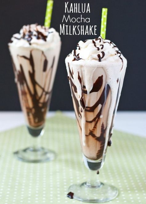 Kahlua Mocha Milkshakes | NeighborFood Kaluha Recipes, Recipes Milkshake, Easy Crafting Ideas, Healthy Milkshake Recipes, Mocha Milkshake, International Delight Iced Coffee, Kahlua Drinks, Strawberry Banana Milkshake, Best Milkshakes