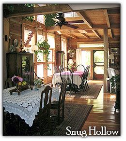 Snug Hollow - A Kentucky Bed & Breakfast Bed And Breakfast Dining Room, Bed And Breakfast Rooms, Bed And Breakfast Ideas, 1year Anniversary, Travel Kentucky, Berea Kentucky, Bed N Breakfast, Central Kentucky, Berea Ky