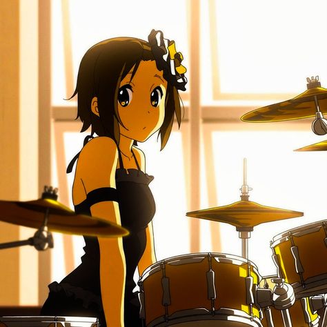 K-on Ritsu, K-on Icons, Ritsu Tainaka, Pink Floyd Wallpaper, Pearl And Marina, K On, Pfp Anime, Anime Pfp, Manga Characters