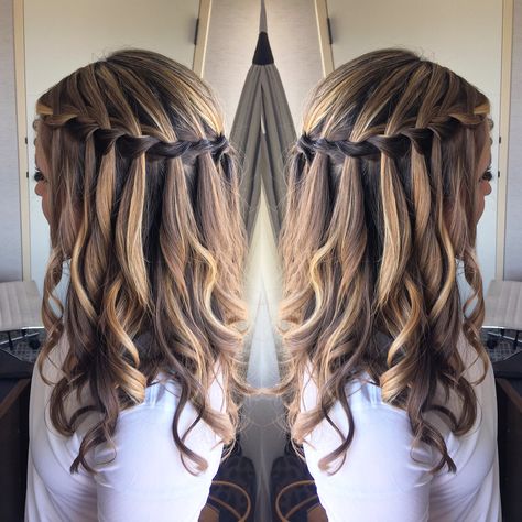 Water fall braid Waterfall Braid Bridesmaid, Fake Waterfall Braid, Wavy Hair With Braid, Waterfall Braid Hairstyle, Waterfall Hairstyle, Communion Hairstyles, Extension Hair, Hoco Hairstyles, Water Fall