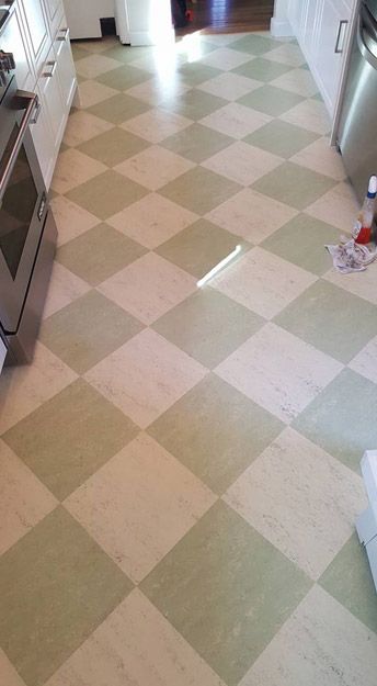 Linoleum Flooring Kitchen, Coraline Design, Dinning Room Flooring, Checkered Floor Kitchen, Linoleum Kitchen Floors, Laundry Room Floor, Galley Kitchen Design, Entry Kitchen, Basement Inspiration