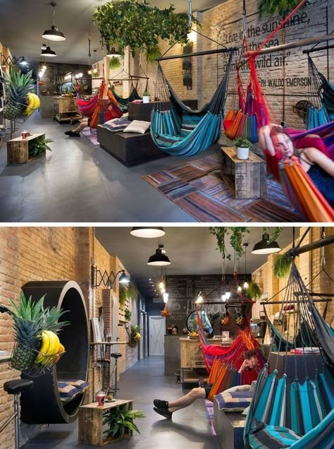 Juice Bar Design, Hostels Design, Backyard Hammock, Trendy Plants, Decoration Restaurant, Coffee Shop Design, Cafe Interior Design, Juice Bar, Patio Bar