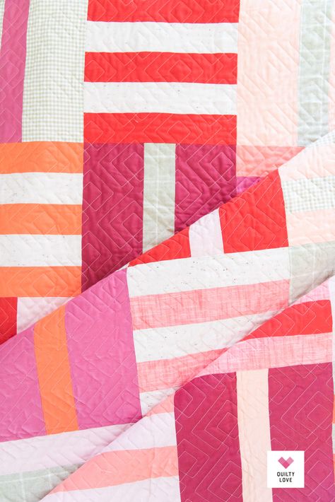 Quilty Love Palette Picks Fat Quarter Dash quilt - Quilty Love Dash Quilt Pattern, Fat Quarters Baby Quilt, Baby Quilt Patterns Easy, Quilty Love, Fat Quarter Quilt Pattern, Paper Quilt, Basic Quilt, Solid Quilt, Modern Baby Quilt