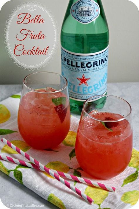 S. Pellegrino Bella Fruta Cocktail | Cooking In Stilettos  http://cookinginstilettos.com/bella-fruta-cocktail-live-off-the-menu-with-s-pellegrino/  #LiveOffTheMenu #SanPellegrino San Pellegrino Cocktails Non Alcoholic, Fun Beverages, Sparkling Cocktails, S Pellegrino, Pickled Cauliflower, Yummy Cocktails, Camping Menu, Italian Cocktails, School Recipes