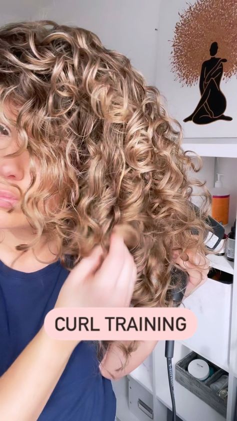 houseofcurlsuk on Instagram: CURL TRAINING These 4 techniques are what I used right at the beginning of my journey I don’t use these as much now, it all depends on… Devacurl Before And After, Bring Out Curls Natural, Curl Techniques Naturally Curly, Best Curling Products For Natural Hair, How To Train My Hair To Be Curly, How To Create Curl Clumps, Best Way To Style Curly Hair, How To Defuse Curly Hair Natural Curls, Train Curly Hair