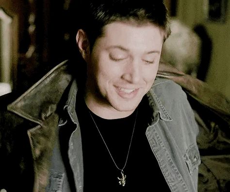 Dean Winchester Necklace, Big Smiley Face, Dean Gif, Tru Love, Supernatural Wallpaper, Supernatural Dean Winchester, Fictional Men, Supernatural Dean, Dean Winchester